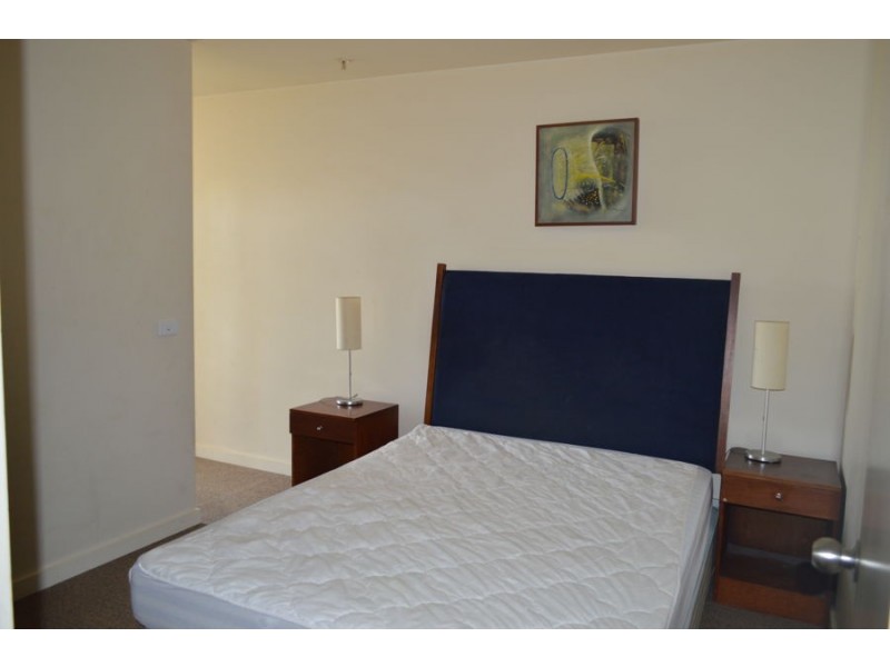 B21/52 Boadle Road, Bundoora VIC 3083