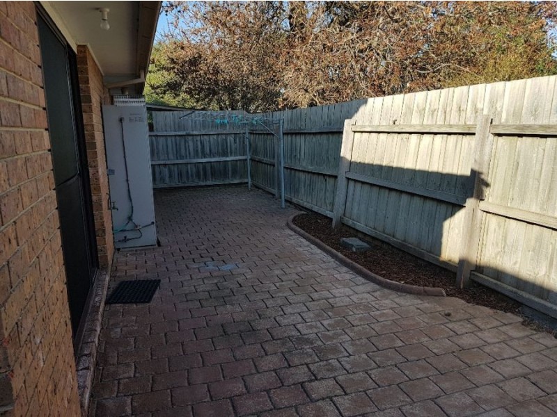 8/131 Mickleham Road, Tullamarine VIC 3043