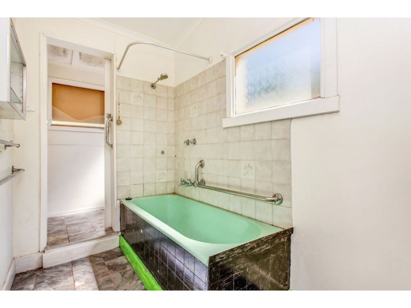 1 Fowler Street, Coburg VIC 3058