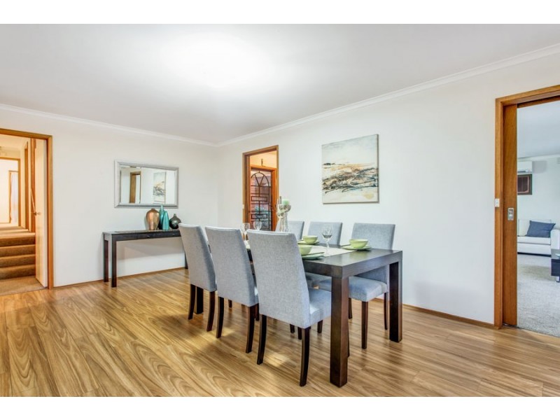 10 Allumba Drive, St Helena VIC 3088