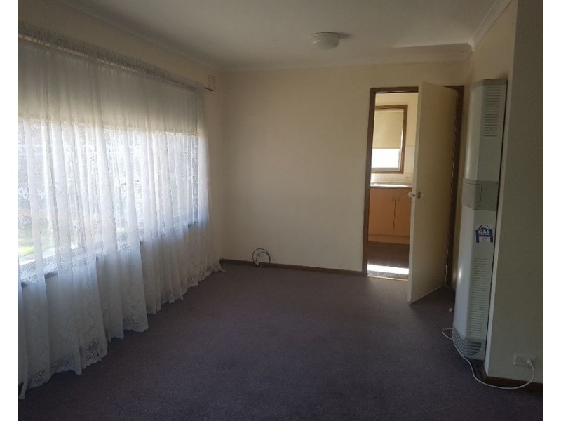 89 Carrick Drive, Gladstone Park VIC 3043