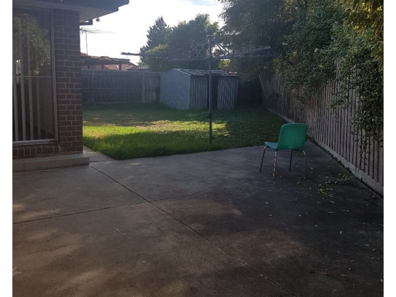 89 Carrick Drive, Gladstone Park VIC 3043