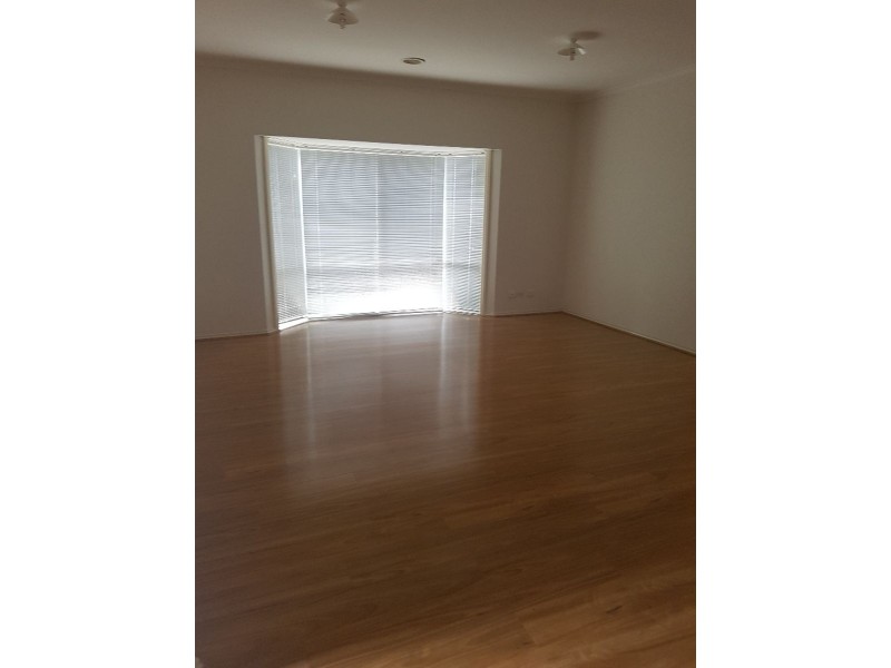 42 The Crest, Attwood VIC 3049