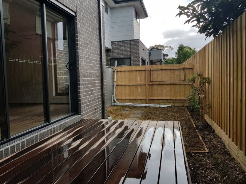 1/6-8 Brentwood Avenue, Pascoe Vale South VIC 3044