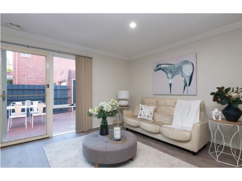3/11 Willow Street, Essendon VIC 3040