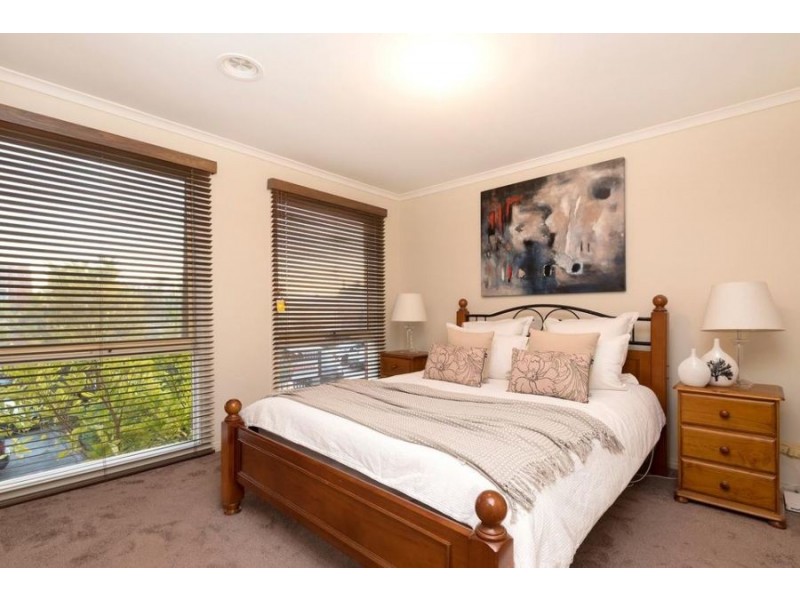 3/11 Willow Street, Essendon VIC 3040