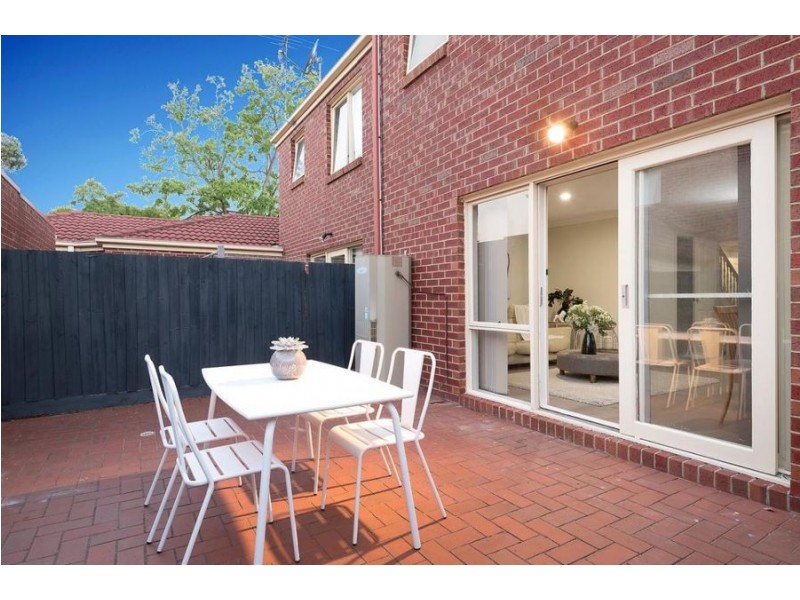 3/11 Willow Street, Essendon VIC 3040