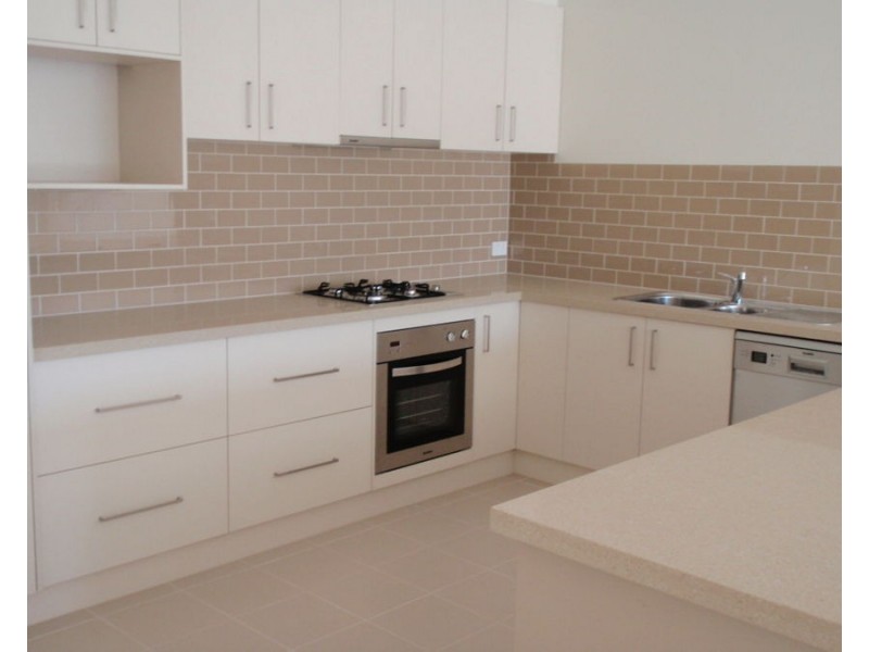 4/5 Curtis Place, Brunswick VIC 3056