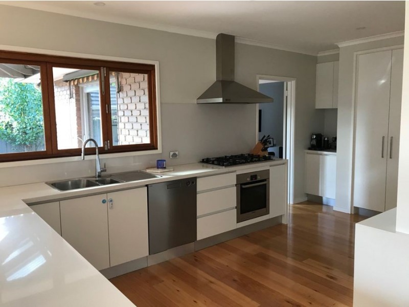 1 Hotham Court, Mont Albert VIC 3127