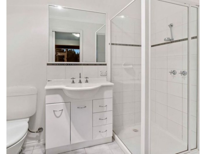 27 Empire Drive, Hoppers Crossing VIC 3029