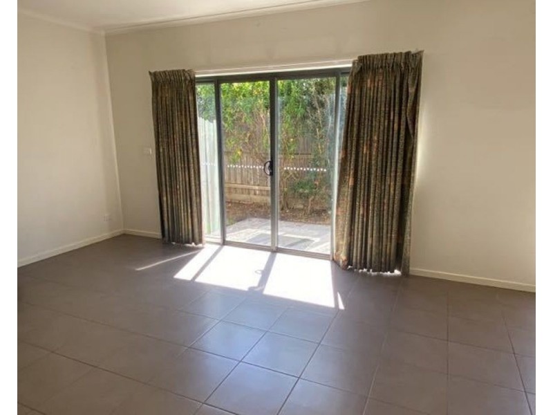 3/42 Banksia Grove, Tullamarine VIC 3043