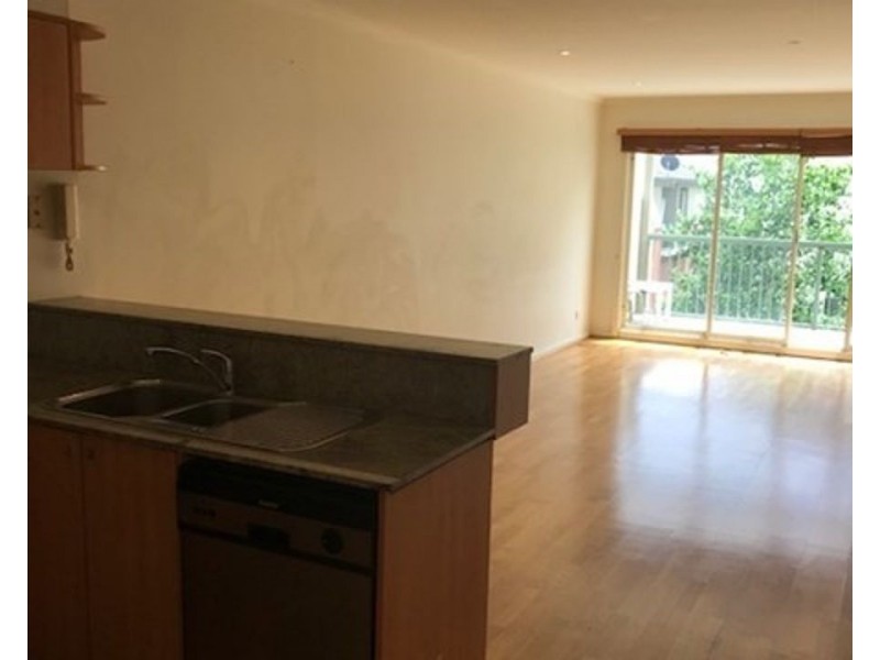 4/42 Wests Road, Maribyrnong VIC 3032