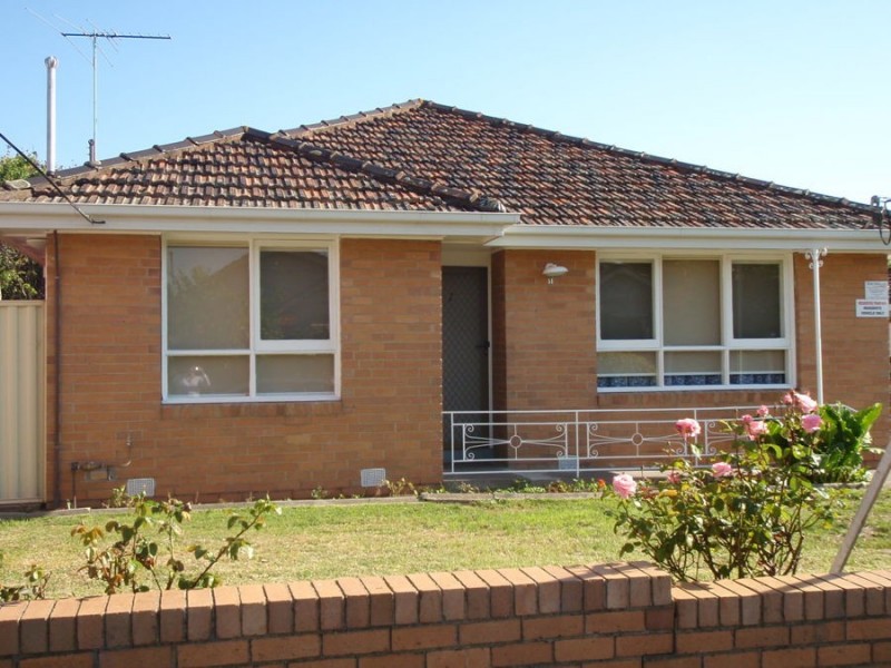 1/150 Reynard Street, Coburg VIC 3058