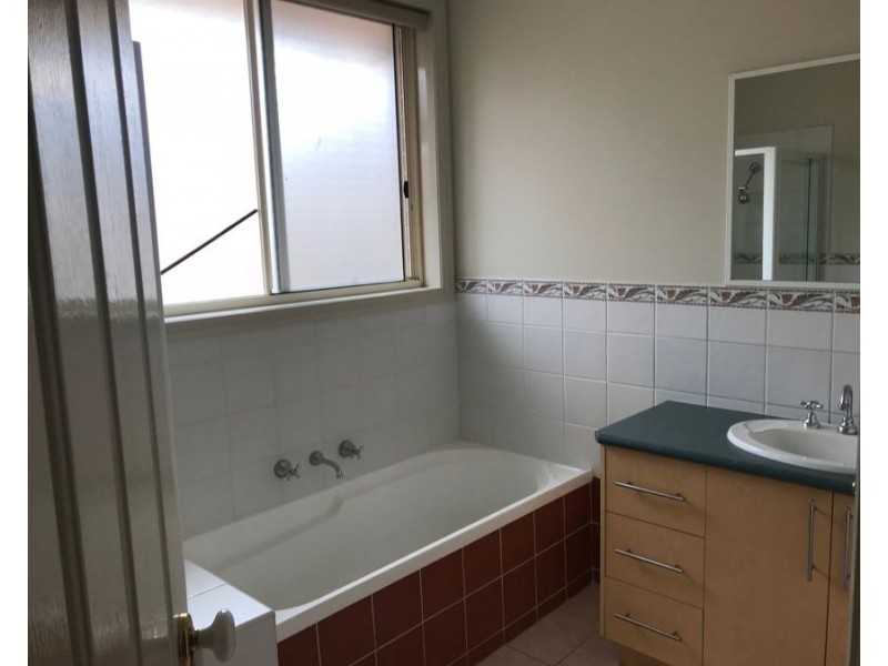 3/51 McIntosh Street, Airport West VIC 3042