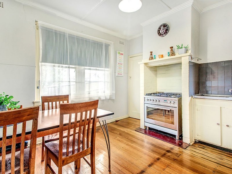 9 Connolly Avenue, Coburg North VIC 3058