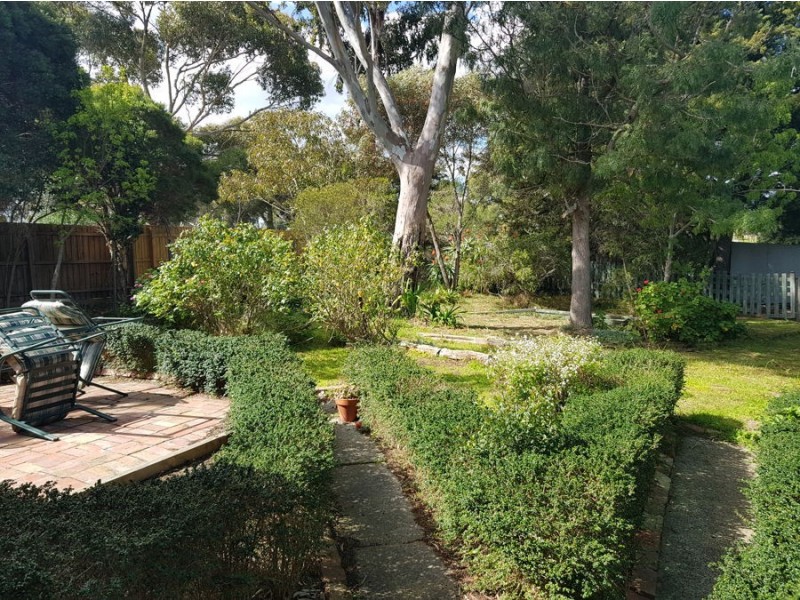 5 Lorraine Crescent, Jacana VIC 3047