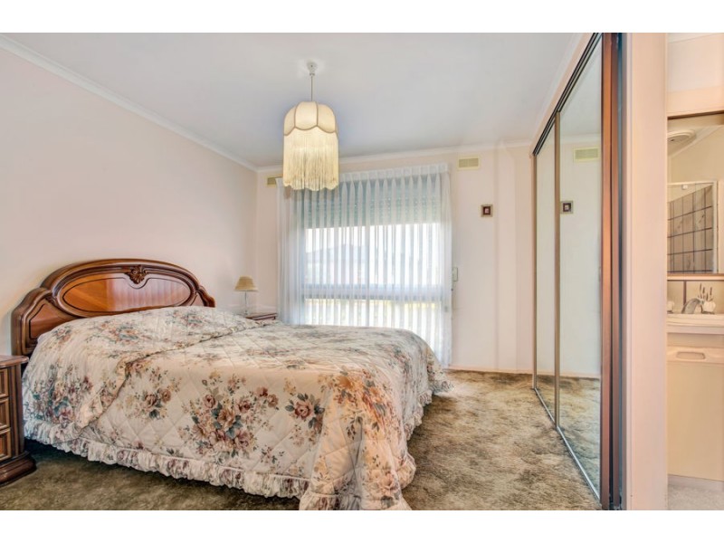 19 Farview Street, Glenroy VIC 3046