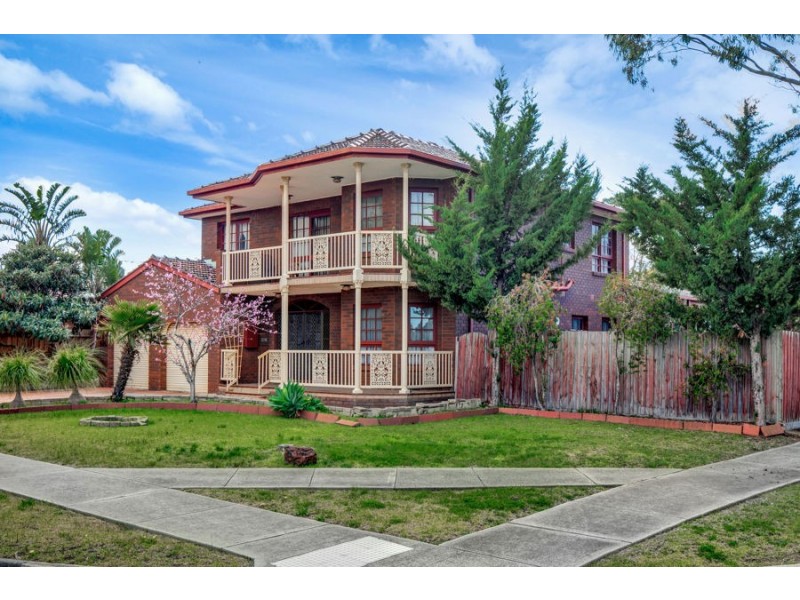 2 Hotchkiss Way, Keilor Downs VIC 3038