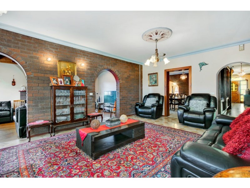 2 Hotchkiss Way, Keilor Downs VIC 3038