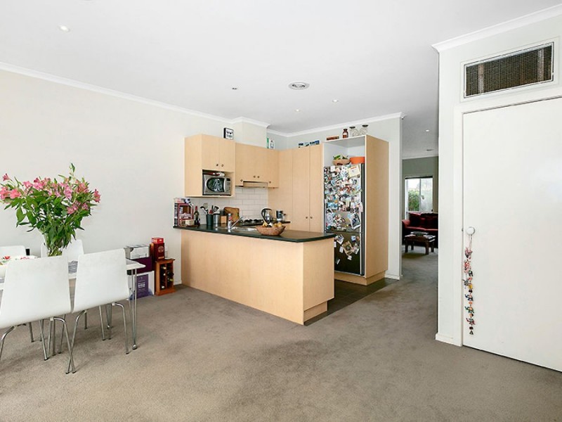 20 Balerno Circle, Gowanbrae VIC 3043