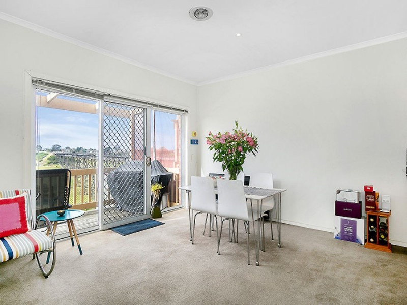 20 Balerno Circle, Gowanbrae VIC 3043