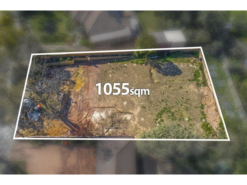 22 Smythe Avenue, Mont Albert VIC 3127