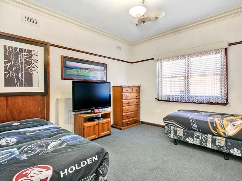 47 Malpas Street, Preston VIC 3072