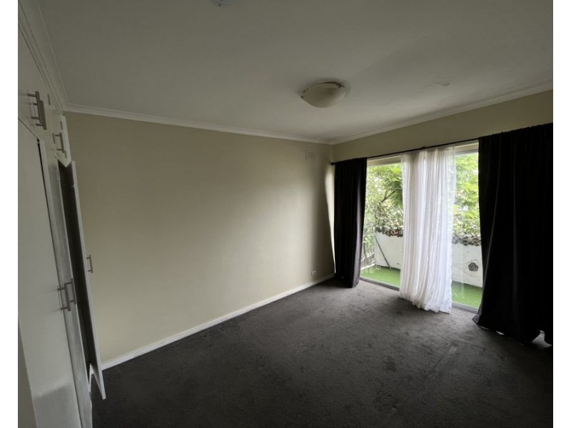 4/33 Staley Street, Brunswick VIC 3056