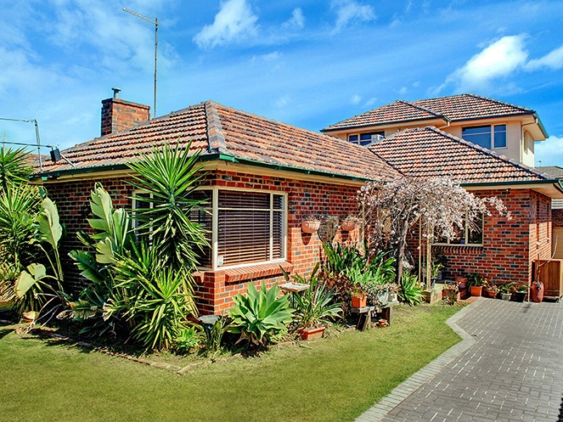 9 Jhonson Street, Pascoe Vale South VIC 3044