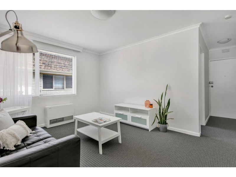 8/12 McColl Court, Brunswick West VIC 3055