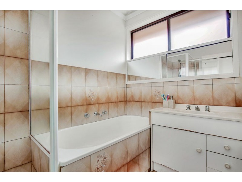 2/366 Melrose Drive, Tullamarine VIC 3043