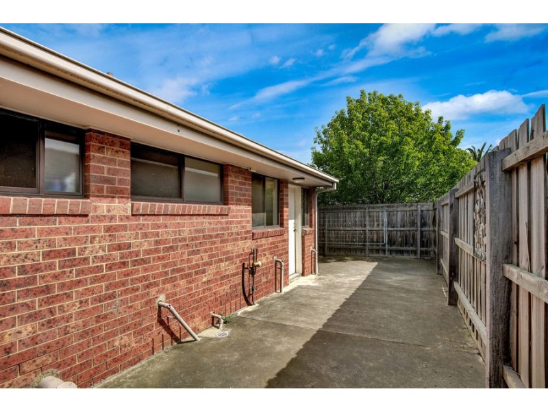 2/366 Melrose Drive, Tullamarine VIC 3043