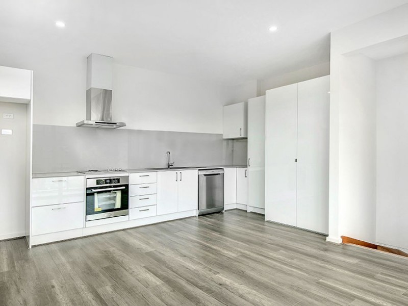 1/216 Dawson Street, Brunswick West VIC 3055