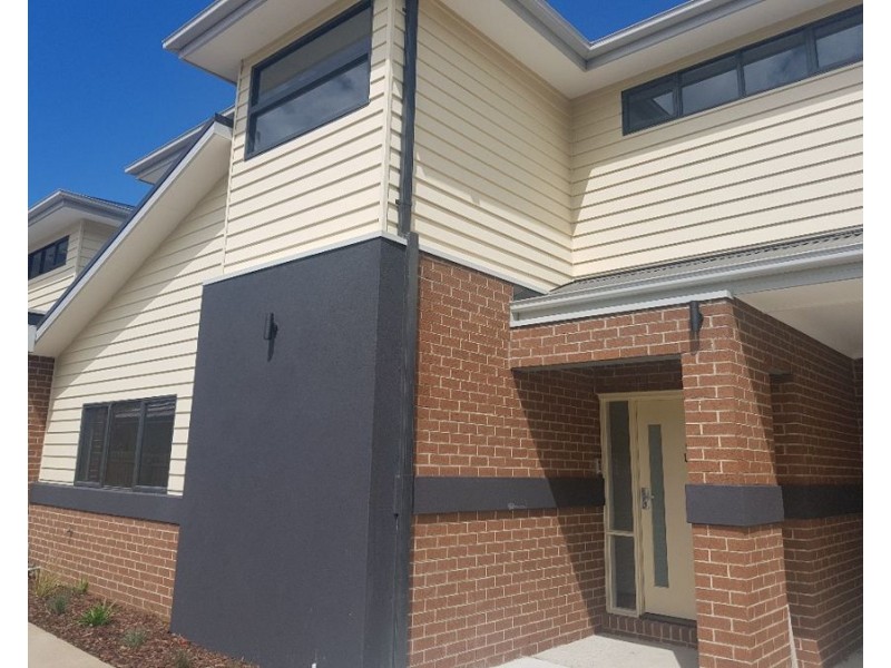 2/8 Corrigan Street, Glenroy VIC 3046