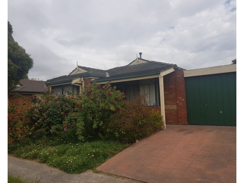 57 Rossiter Avenue, Roxburgh Park VIC 3064