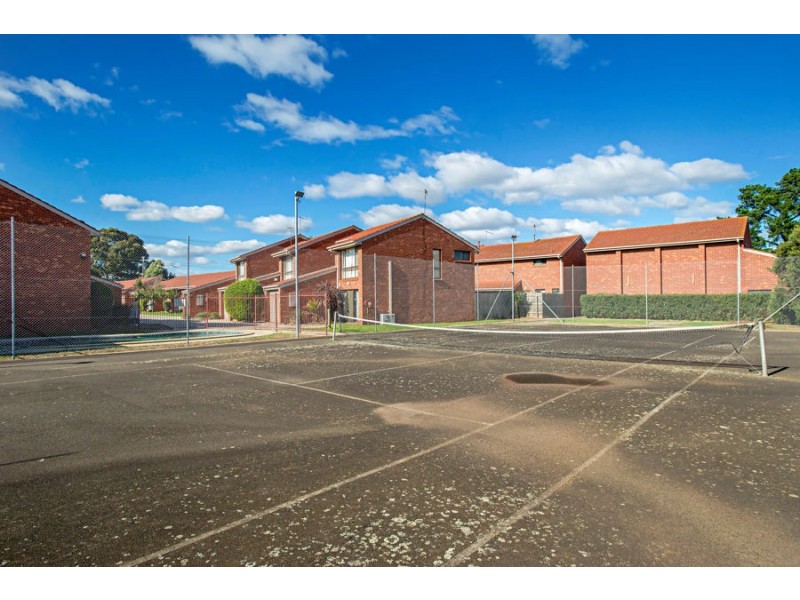 2/370 Melrose Drive, Tullamarine VIC 3043