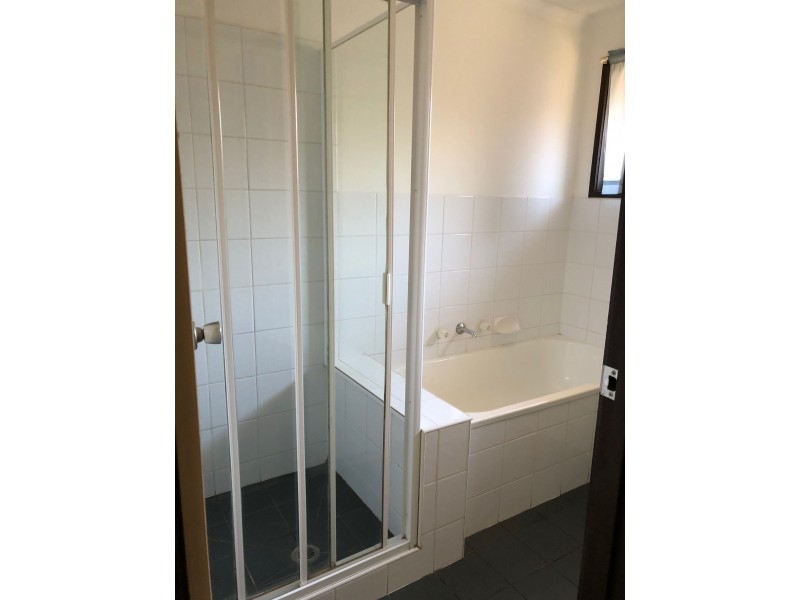 2/370 Melrose Drive, Tullamarine VIC 3043