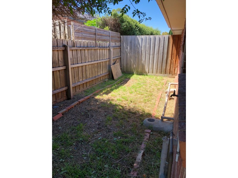 2/370 Melrose Drive, Tullamarine VIC 3043