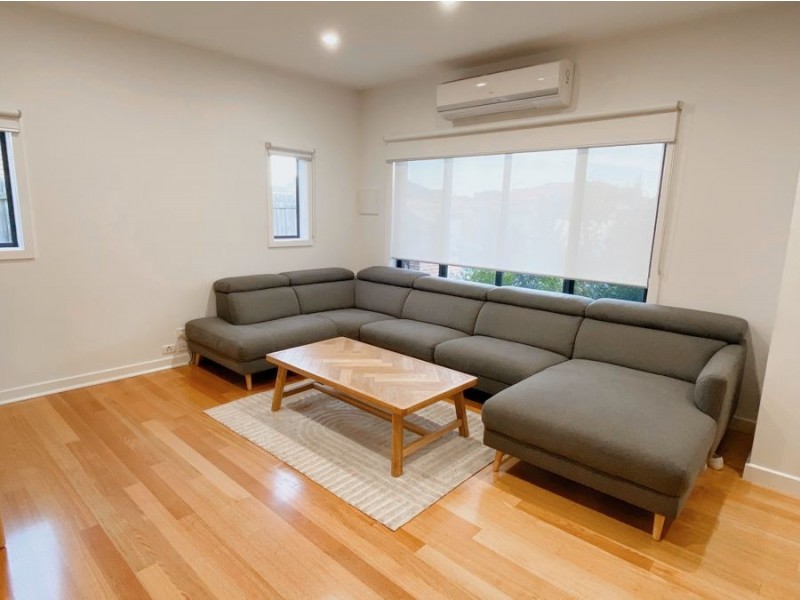1/8 Corrigan Street, Glenroy VIC 3046