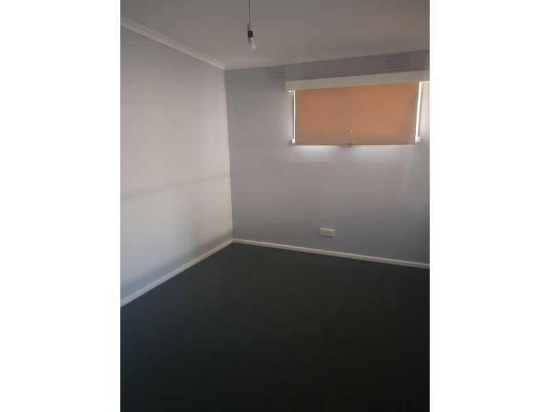 8 Minona Street, Fawkner VIC 3060