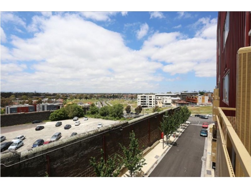 221/19 Pentridge Boulavard, Coburg VIC 3058