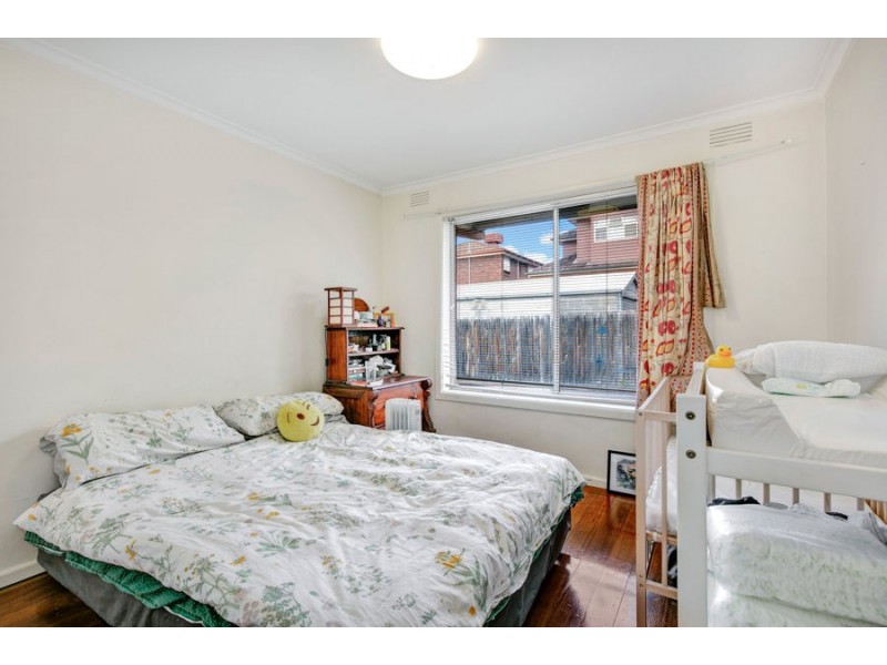 3/2 Moule Street, Brunswick West VIC 3055