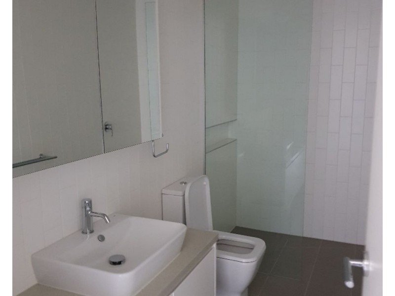 2/156 Moreland Road, Brunswick VIC 3056