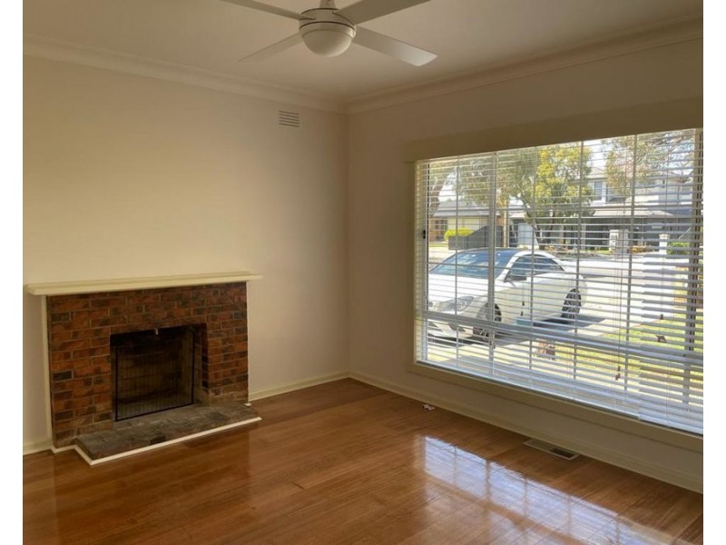 90 Parer Road, Airport West VIC 3042