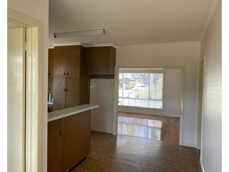 90 Parer Road, Airport West VIC 3042