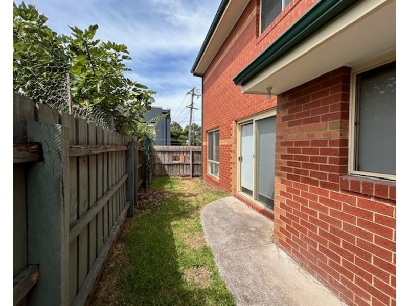 1/2 Hamilton Street, Brunswick West VIC 3055