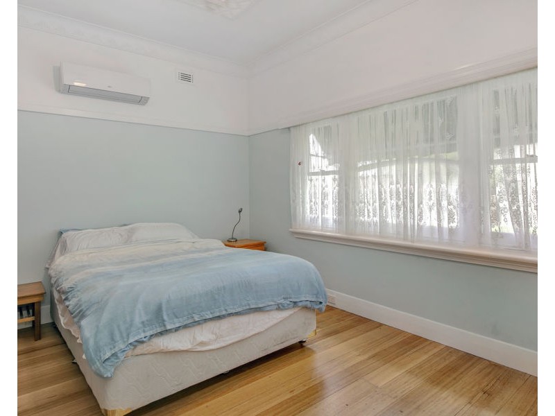 6 Trenoweth Street, Brunswick West VIC 3055