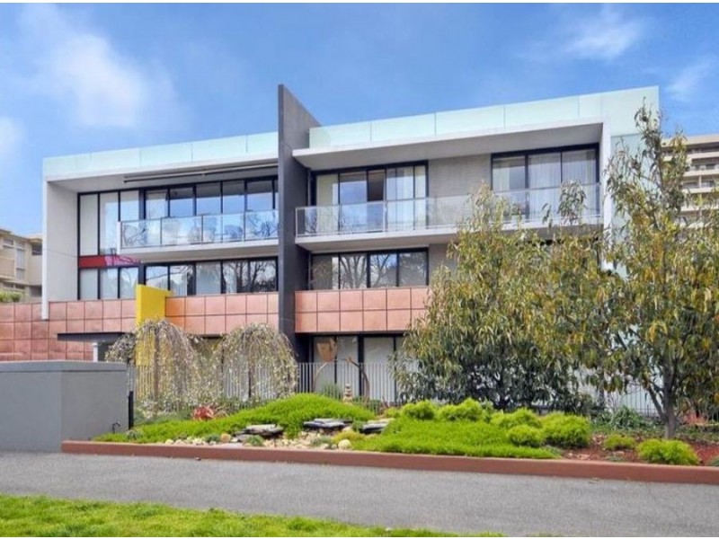 212/459 Royal Parade, Parkville VIC 3052