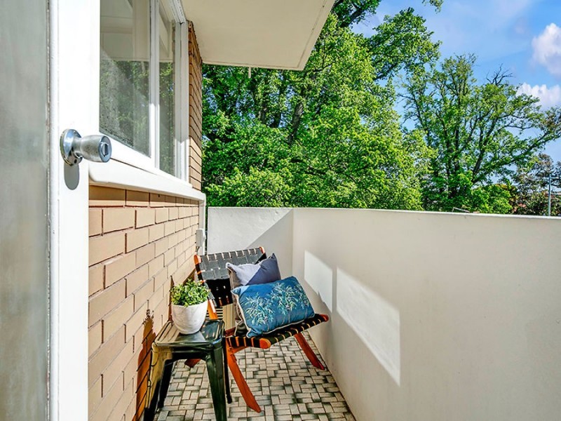 4/45 De Carle Street, Brunswick VIC 3056