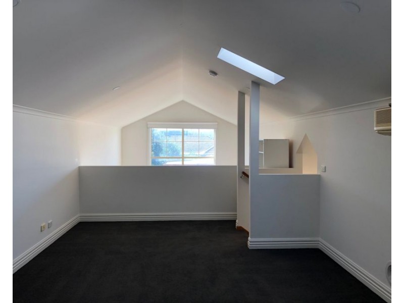 38b Dunstan Avenue, Brunswick VIC 3056